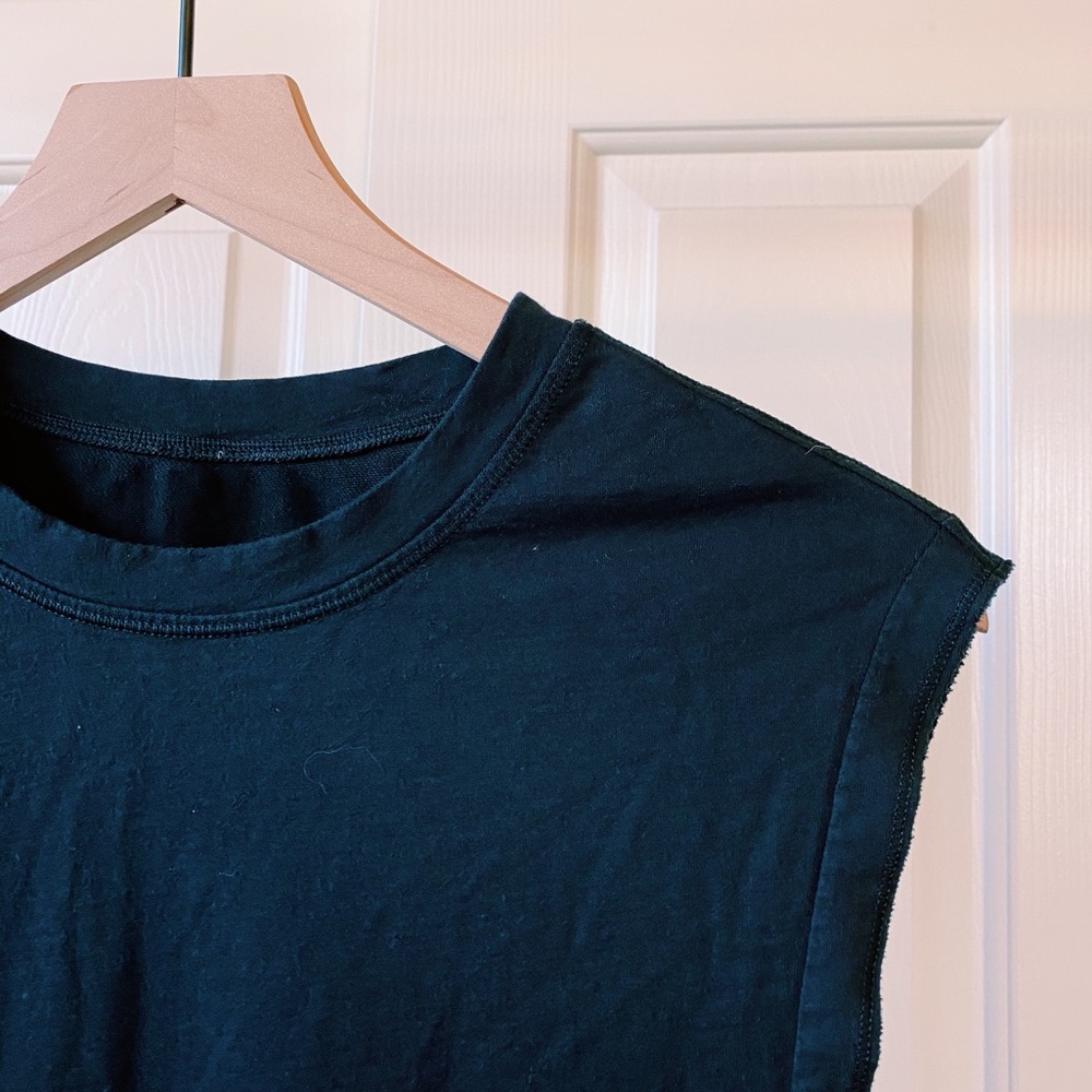 LULULEMON CLOCK OUT TANK